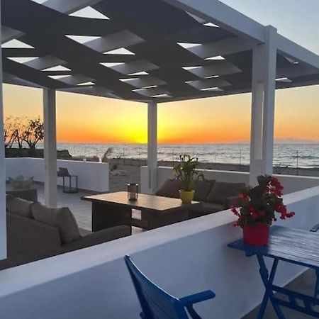 Lambou Beach Sunset Soroni Ngoại thất bức ảnh